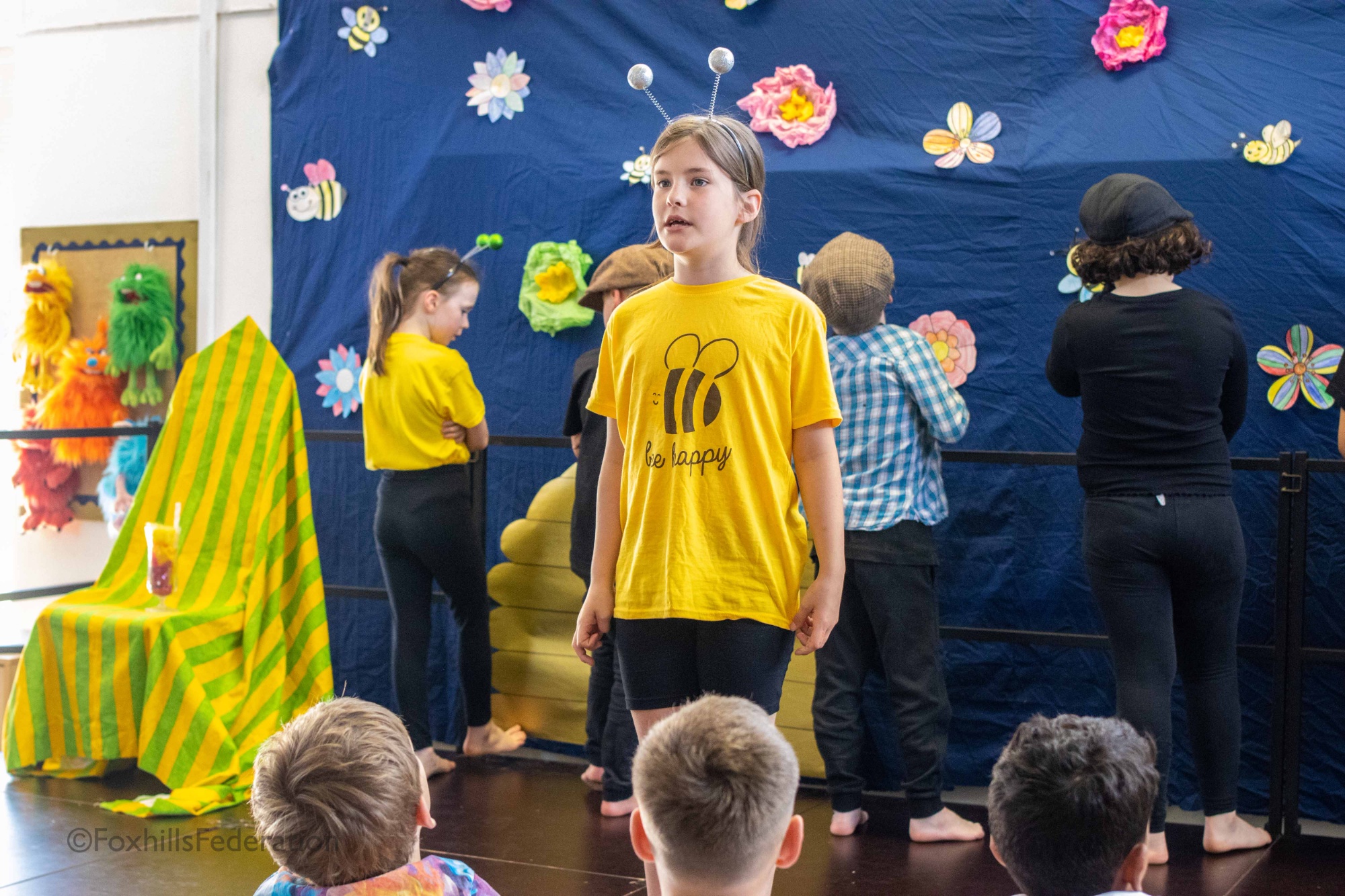 The lead bee sings a song