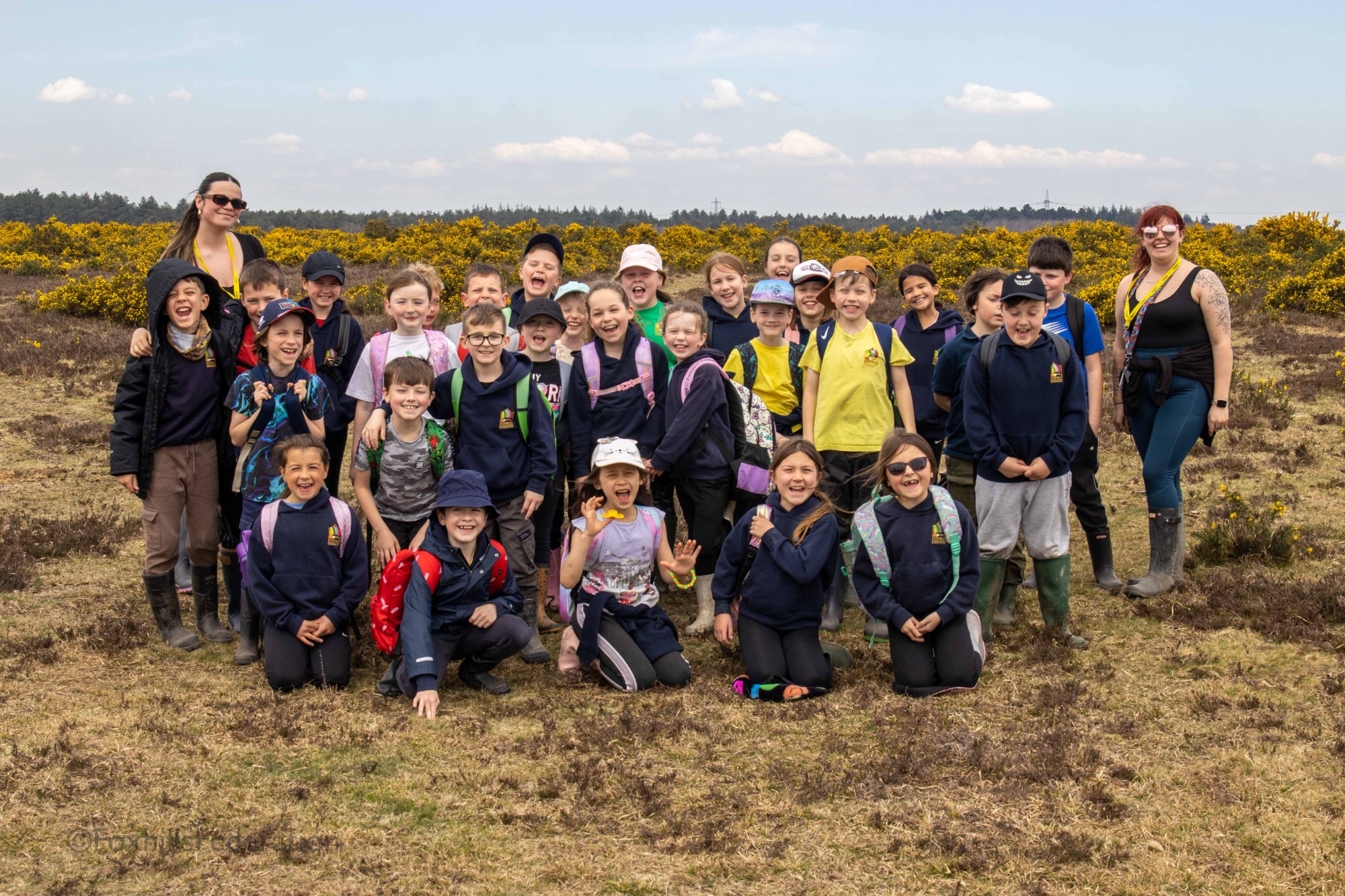 Hawthorn class take a group photo with their teachers